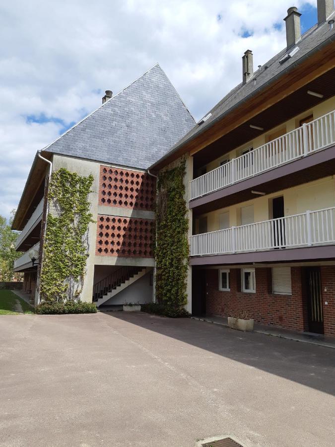 Апартаменты Studio Sur La Cote Fleurie A Houlgate. Экстерьер фото